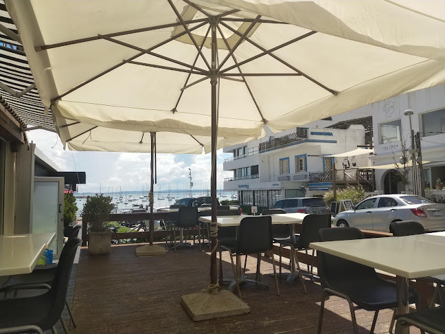 Olivia Restó Snack Bar