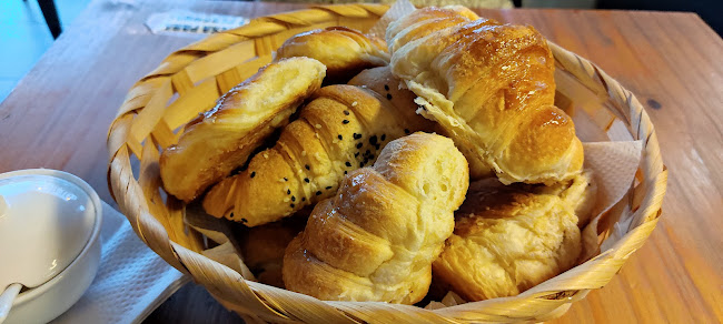 La Panaderia - Flor de Bella Vista - Gastronomía y hostelería