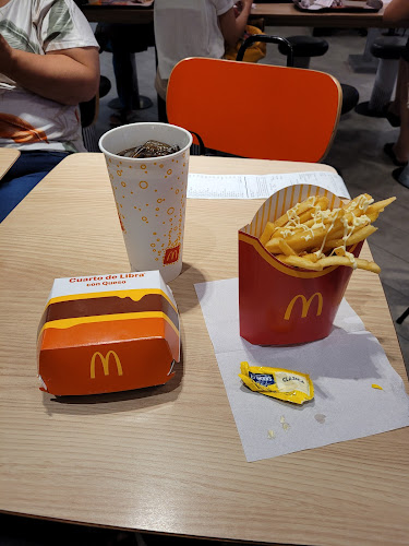 Opinii despre McDonald's în Rivera - Gastronomía y hostelería