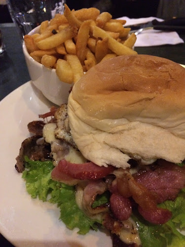 Opinii despre Soprano’s Malvín în Montevideo - Gastronomía y hostelería