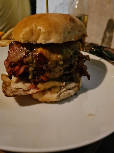 Andres Latorre 1592, Zelmar Michellini 620, 50000 Salto