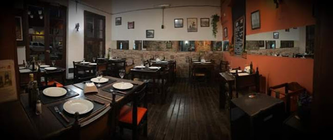 Gral. Flores 248, 70000 Col. del Sacramento, Departamento de Colonia