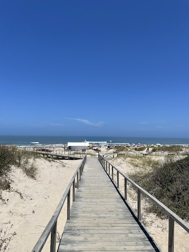 Opinii despre Las Rocas Corumba Playa Serena în La Paloma - Gastronomía y hostelería