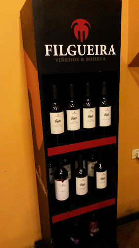 Opinii despre D'la Ribera Empanadas Pocitos în Montevideo - Gastronomía y hostelería