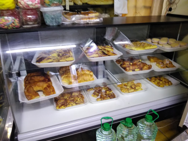 Opinii despre Panadería y Facturería YENIFER în Paysandú - Gastronomía y hostelería