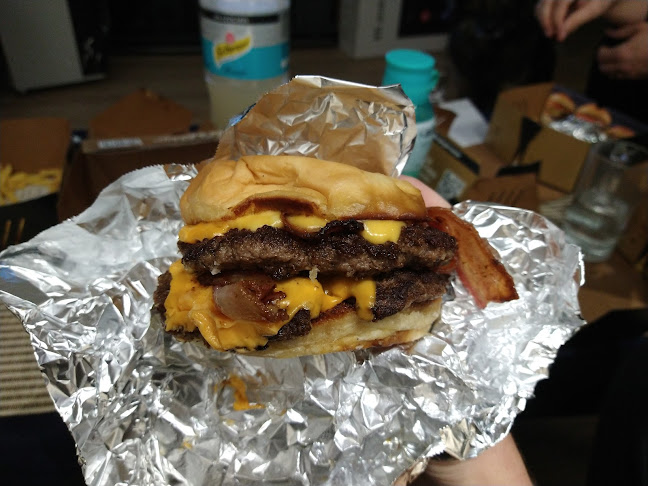 Valito Burgers & Milas