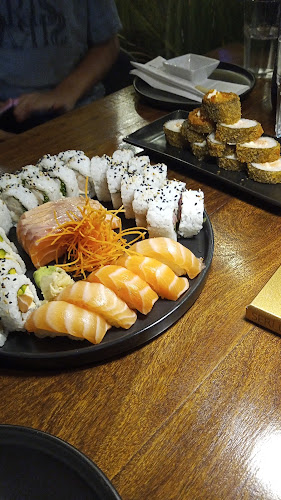 Watashi Sushi & Wok - Gastronomía y hostelería