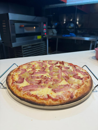 Rubik Pizzería - Gastronomía y hostelería