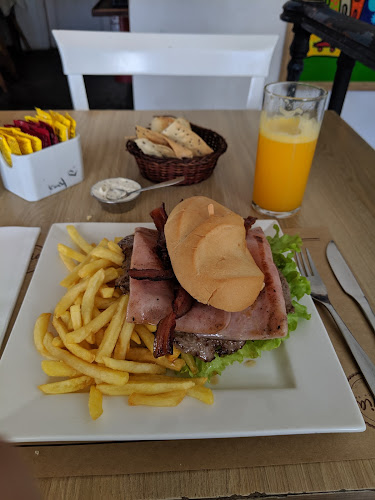 Comentarii opinii despre Olivia Restó Snack Bar