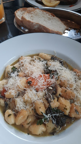 Comentarii opinii despre Jacinto