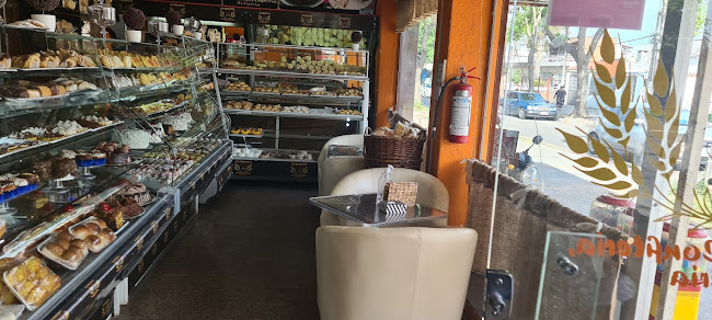 Los Artesanos Panaderia - Montevideo