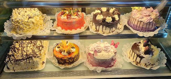 Comentarii opinii despre Panaderia Confiteria Sweet