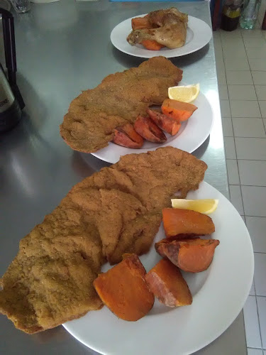 y 27, C. 24, Punta del Este, Departamento de Maldonado