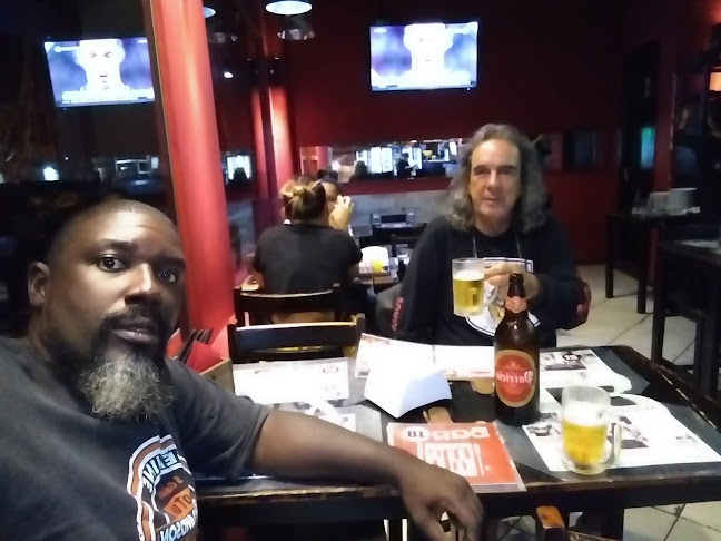 Comentarii opinii despre Bar 18