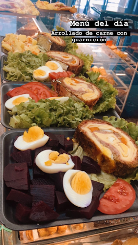 La Favorita. Bizcocheria, panaderia, autoservice - Montevideo