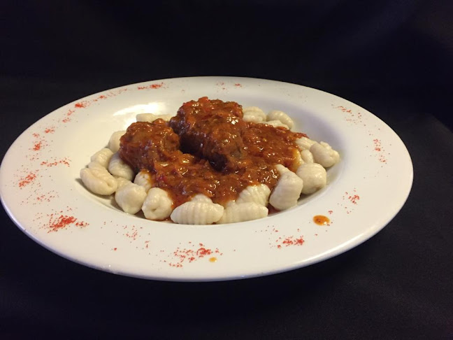 Opinii despre Restaurante Lo de Claudia în Paso de los Toros - Gastronomía y hostelería