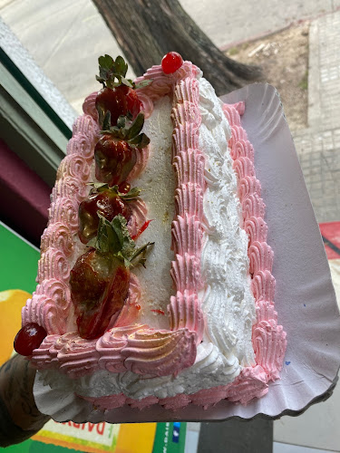 Opinii despre Panaderia - La Nueva Monte Caseros în Montevideo - Gastronomía y hostelería