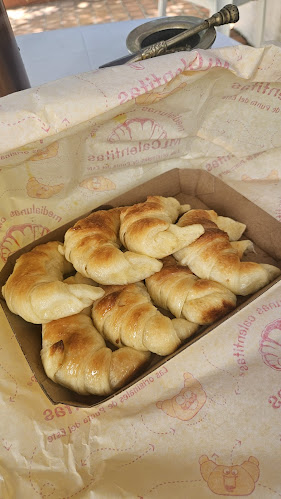 Medialunas Calentitas