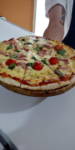 Comentarii opinii despre Ta Na Mesa Pizzería