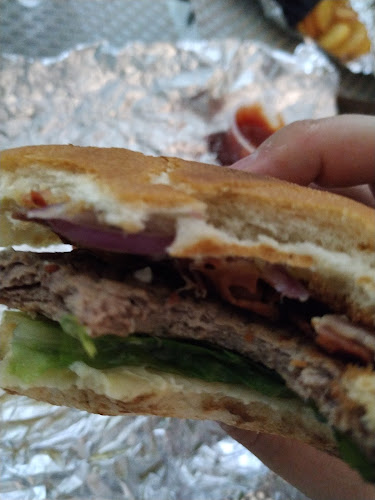 Av. Pedragosa sierra esquina, 20163 Maldonado, Departamento de Maldonado