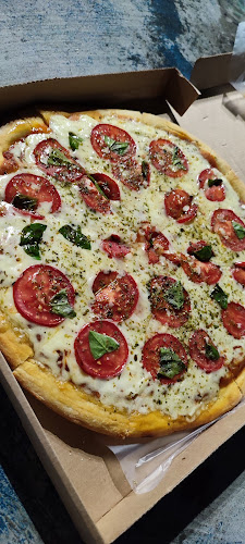 Brasil 544, 50000 Salto, Departamento de Salto