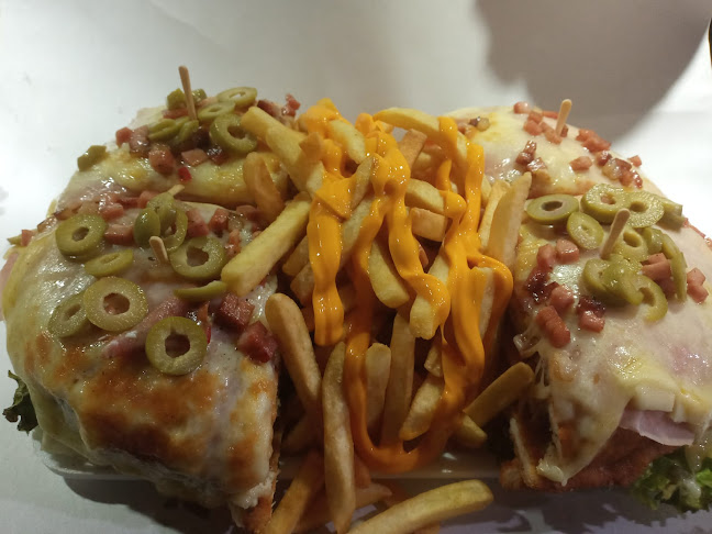 Pizzería y chiveteria Family food - Maldonado