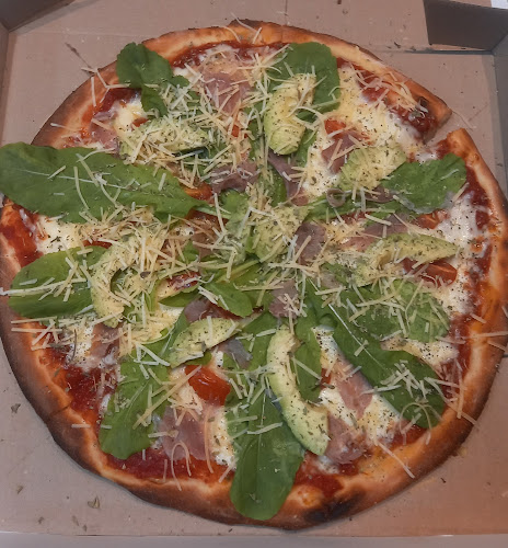 Rubik Pizzería - Gastronomía y hostelería