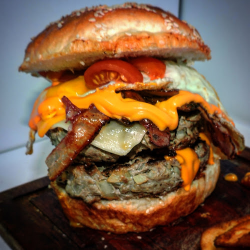 The Best Burger In Town - Montevideo