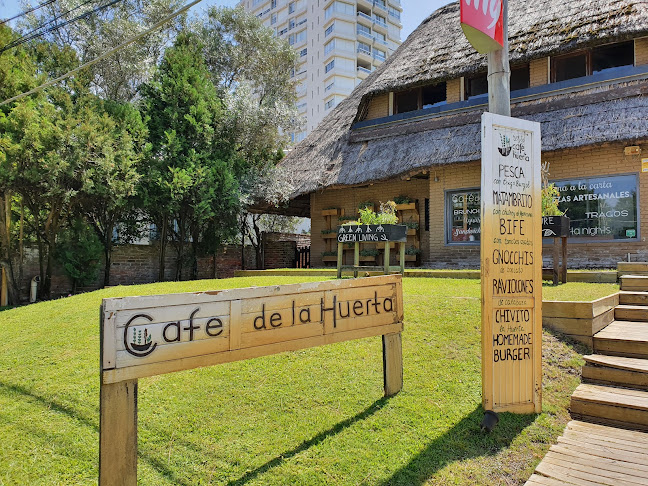 Calle Pedragosa Sierra a 1/2 cuadra de Roosevelt Pda 5, 20100 Punta del Este, Departamento de Maldonado