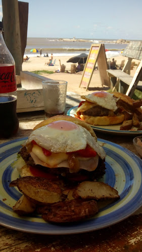 Opinii despre La Parisina "Delicatessen" în Punta del Diablo - Gastronomía y hostelería