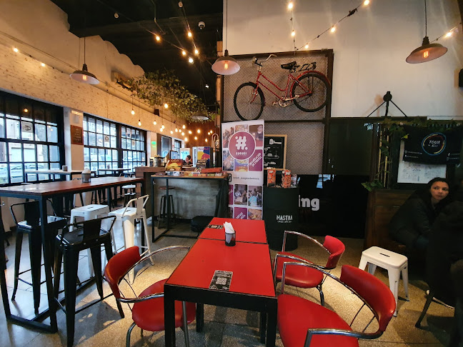 Opinii despre The Office Bar în Montevideo - Gastronomía y hostelería