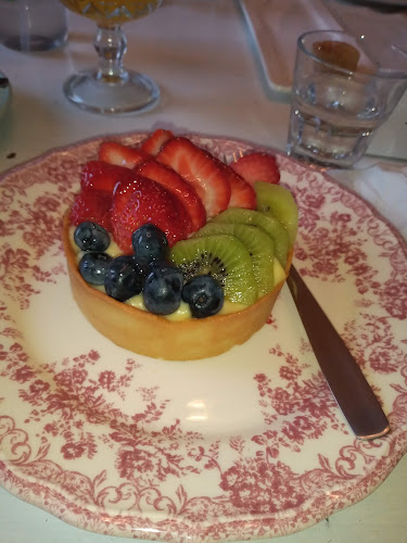 Mc NEILL Salón de Té - Gastronomía y hostelería