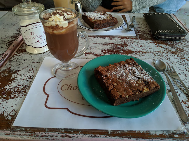 Té, chocolate, café... Confitería