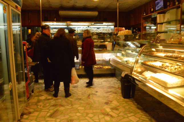 Comentarii opinii despre Panadería Dinastía