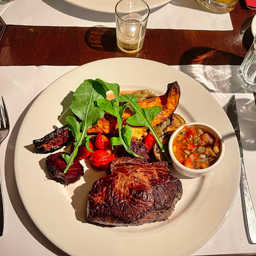 Guipúzcoa 447 esq, Joaquín Núñez, 11300 Montevideo