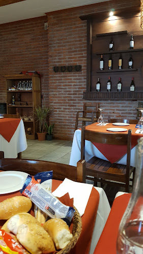 Restaurante Los Charrúas - Gastronomía y hostelería