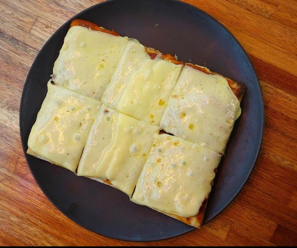 Uruguay 1721, 50000 Salto, Departamento de Salto