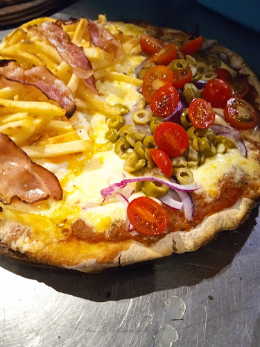 Panadería, Rotiseria y Cafetería Juntos a la Par - Punta del Diablo