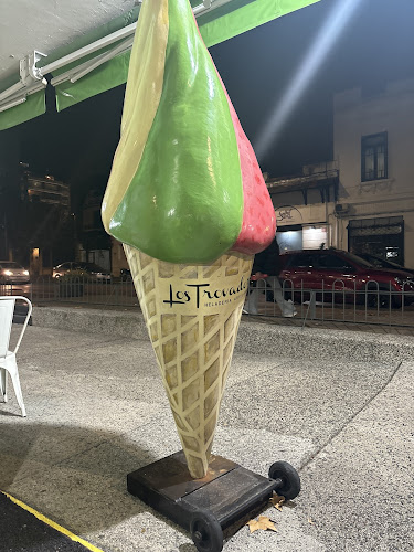 Heladería Los Trovadores - Montevideo