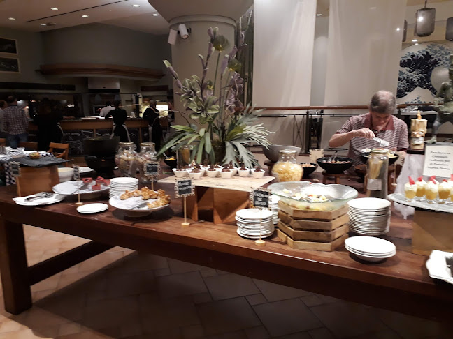 Las Brisas Restaurant