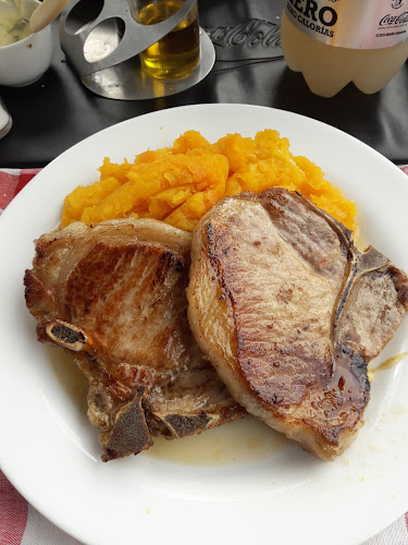 Las Dos Estrellas - Montevideo