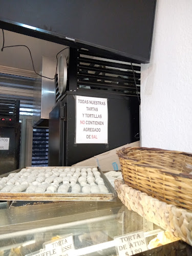 Comentarii opinii despre Panadería Maxi II