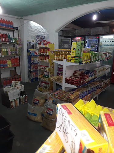 5VR7+C3M, Av. De La Aljaba, 12200 Montevideo, Departamento de Montevideo