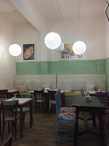 Té, chocolate, café... Confitería