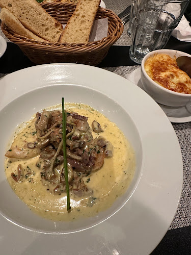 Comentarii opinii despre Isidora