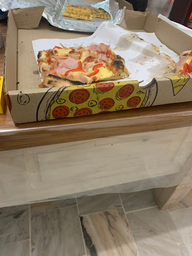 Porka Vaca Pizzería - Gastronomía y hostelería