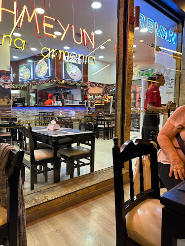 Erevan Cocina Armenia - Montevideo