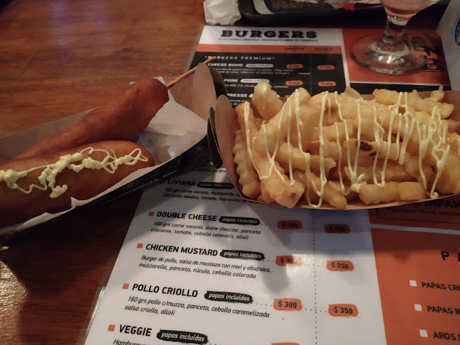 Comentarii opinii despre BBC - Burger & Sushi Las Piedras