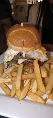 Opinii despre Manantiales Point în La Barra - Gastronomía y hostelería