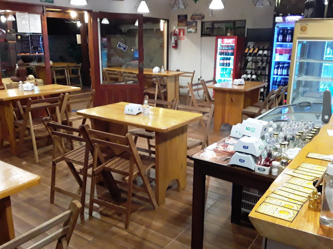 Opinii despre Panadería, Rotiseria y Cafetería Juntos a la Par în Punta del Diablo - Gastronomía y hostelería